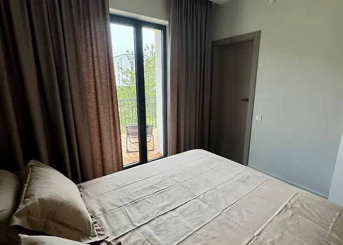 Sunny Chill Апартаменти *